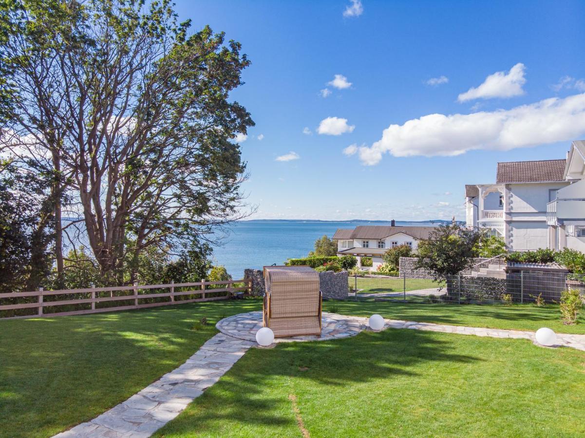 Villa Jenny - Ferienappartement 1 Mit Meerblick Sassnitz Esterno foto